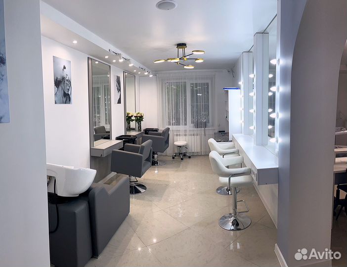 Аренда кресло парикмахера, визажиста, бровиста