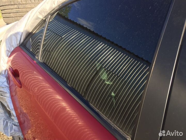 Стекло двери Mazda 6 GG