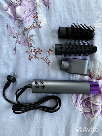 Фен щетка новая