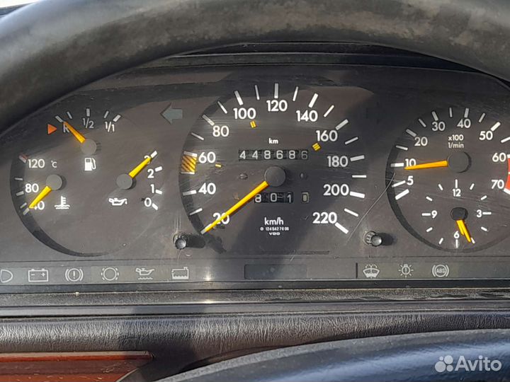Mercedes-Benz W124 2.3 МТ, 1992, 585 000 км