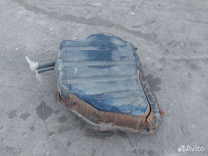 Бак топливный Мitsubishi Galant 8