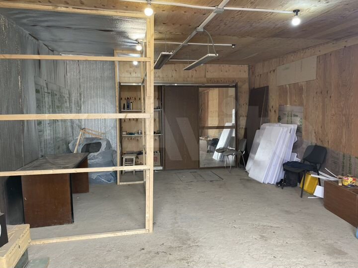 Гараж, > 30 м²