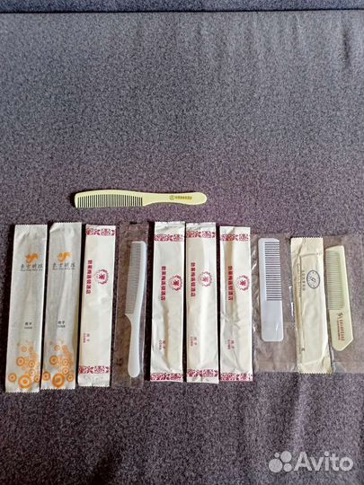 Расчёски пластиковые в индивидуальной упаковке