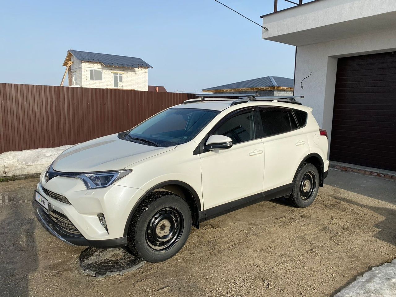 Toyota RAV4: фото владельца