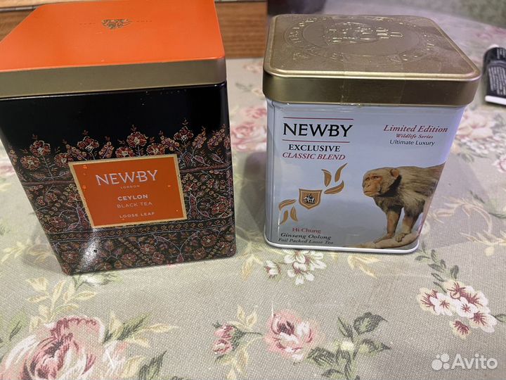 Жестяная банка из-под чая