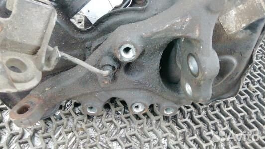 Ступица передняя левая mercedes benz C-class W204