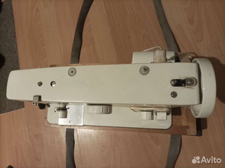 Швейная машина Чайка 132м