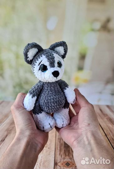 Игрушка собачка Хаски. Вязаная игрушка. Амигуруми