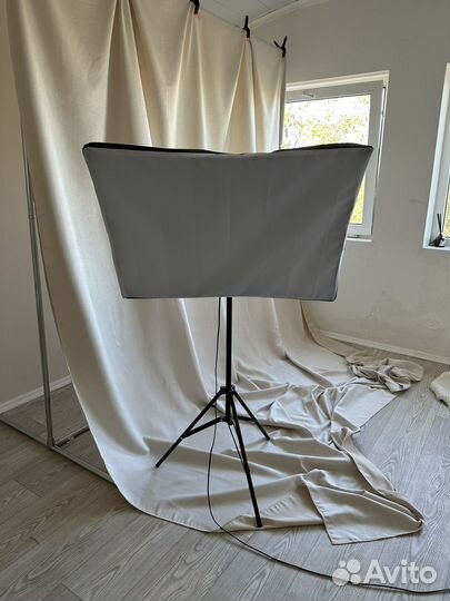 Софтбокс и пресс-волл