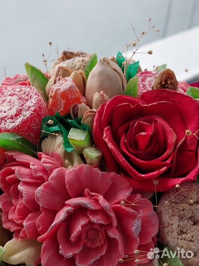 Съедобный букет женский с напитком