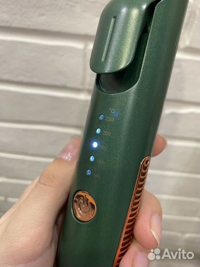 Утюжок выпрямитель для волос новый