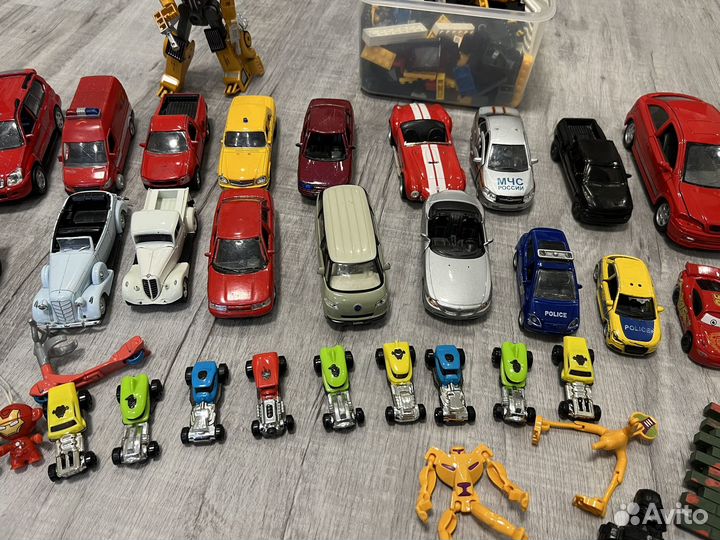 Игрушки для мальчика пакетом