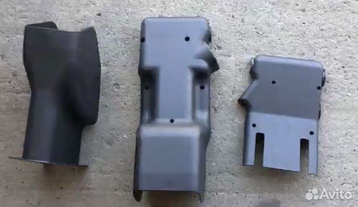 Кожух рулевой колонки Евро (из 3-х частей)