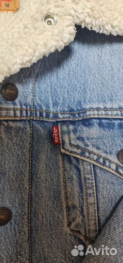 Джинсовая куртка с мехом Levis