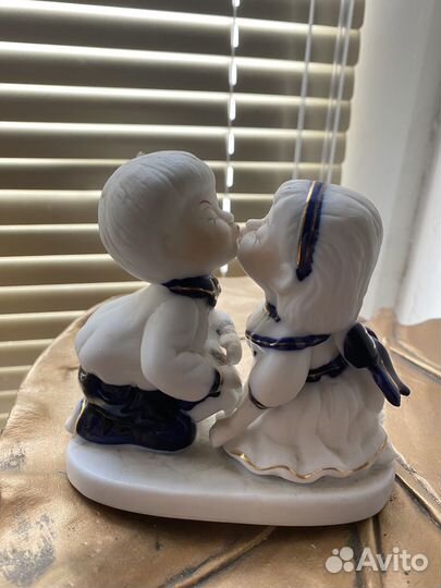 Фарфоровые статуэтки ангелы