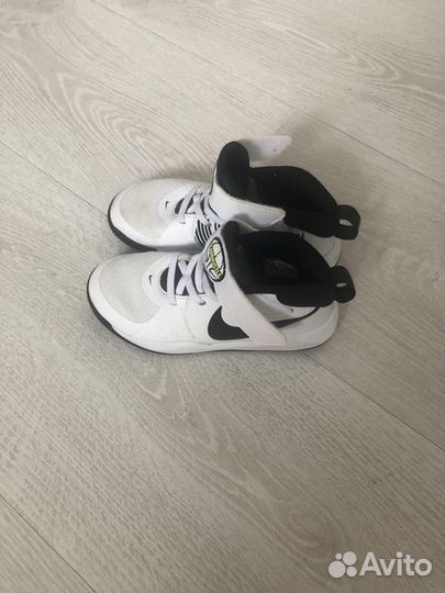 Кроссовки nike детские