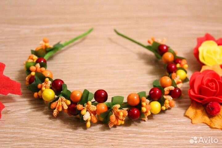 Ободок осенний из ягод, Рябина, Калина, Клубничка
