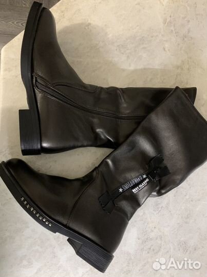 Сапоги для девочки 35 новые