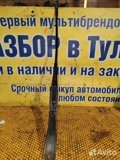 Поводок стеклоочистителя задний Opel Astra H