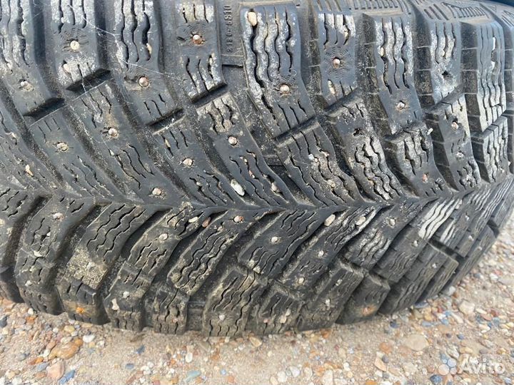 Michelin X-Ice North 4 205/55 R16