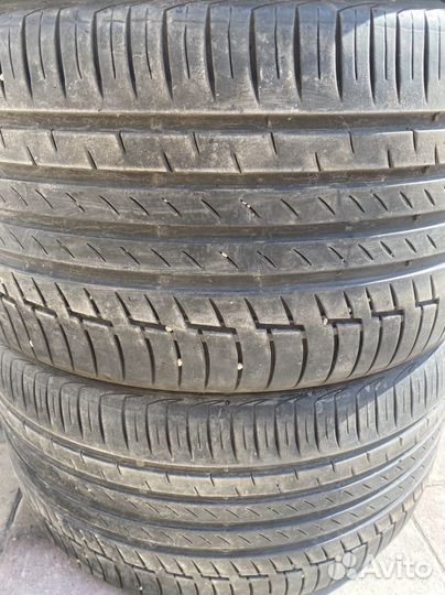 Continental ContiPremiumContact 6 275/35 R22 104Y