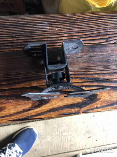 Крепление для телевизора