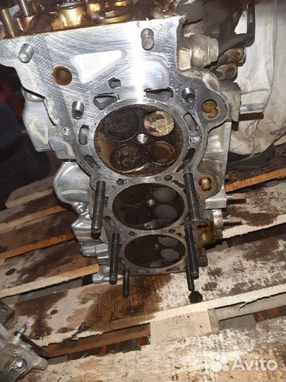 Гбц левая Тойота Лексус 3,5 2GR-FE