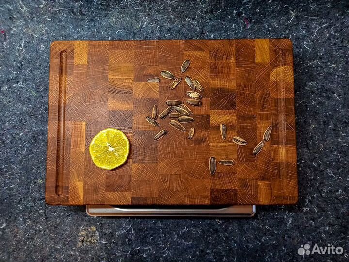 Торцевая разделочная доска с гастроемкостью