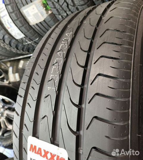 Maxxis Victra M-36 315/35 R20 110