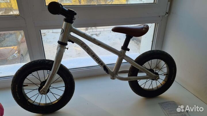 Беговел Early Rider 12 колеса