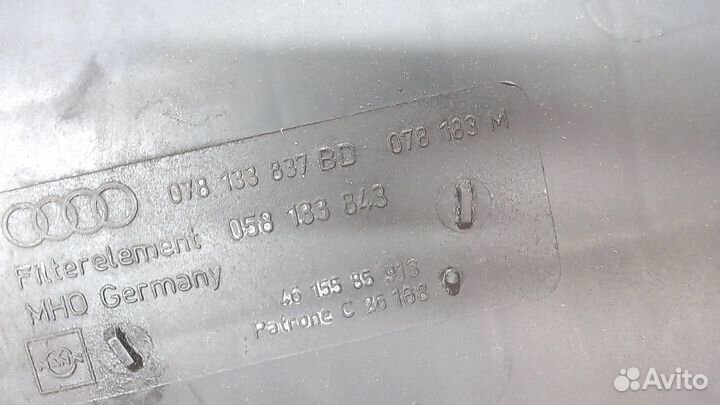 Корпус воздушного фильтра Audi A4 (B5), 2000