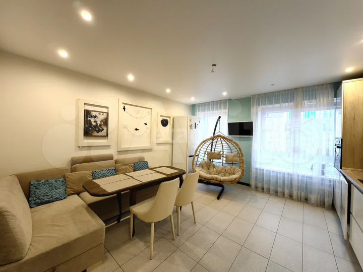 3-к. квартира, 95,7 м², 3/6 эт.