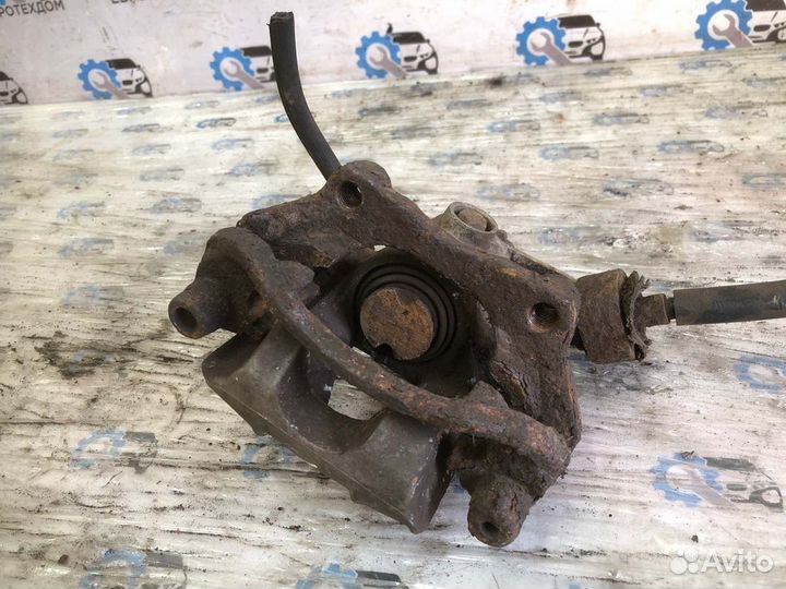 Суппорт передний правый Opel Astra G универсал