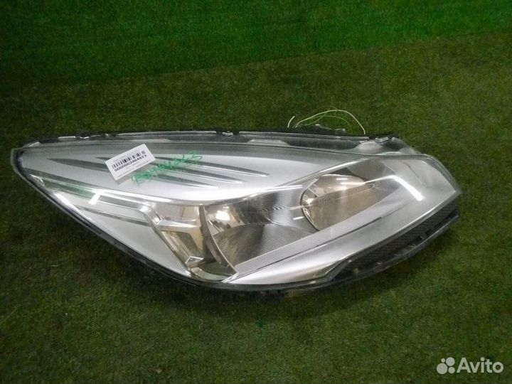 Фара правая Ford Kuga 2 (2012-2016) галоген