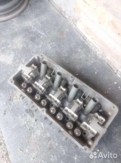 Головка на митцубиша Лансер 9