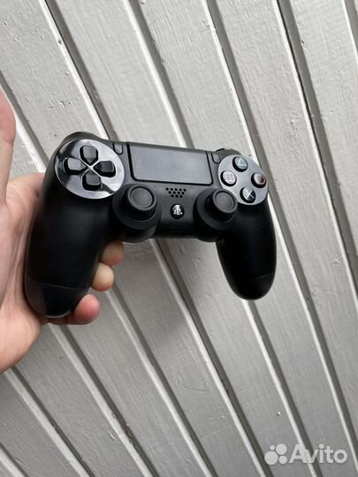 Sony PS4 геймпад