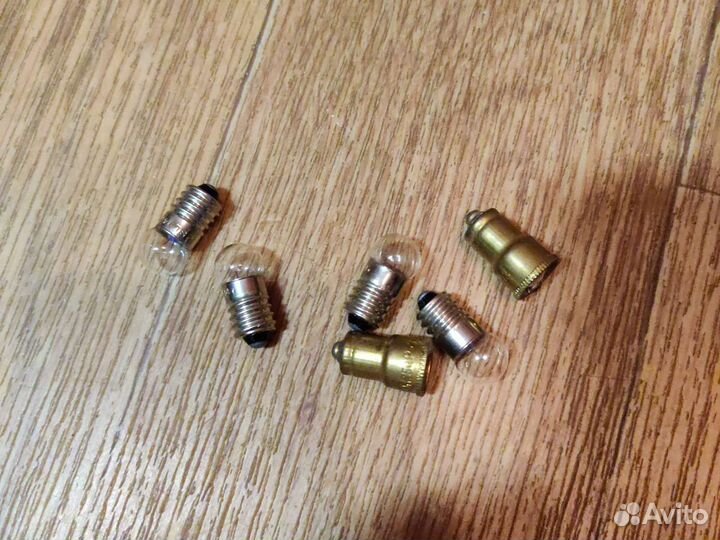 Лампочки 2,4в и 3,5 в