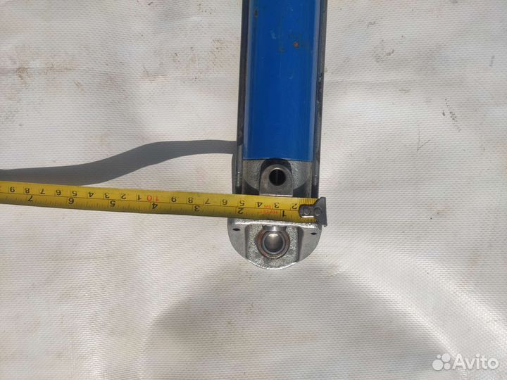 Гидроцелиндр