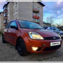 Ford Fiesta 1.4 AMT, 2004, 257 000 км, с пробегом, цена 320 000 руб.