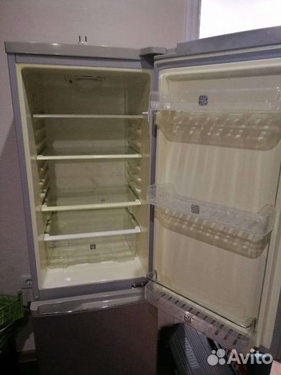 Холодильник samsung