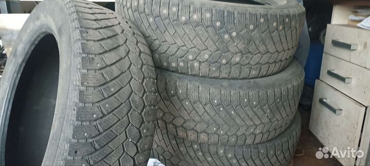 Continental ContiIceContact 4x4 235/55 R19