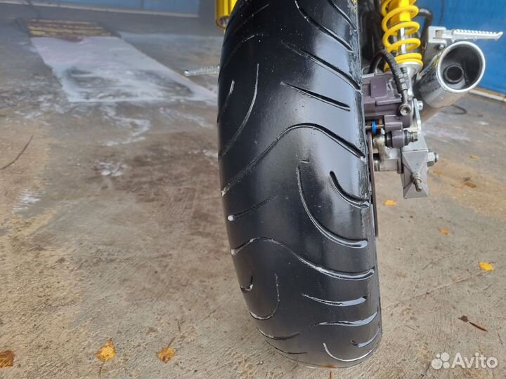 Мотоцикл Honda CB400SF
