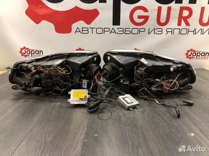 Фара ксеноновая передняя Volkswagen Golf MK6 1.4