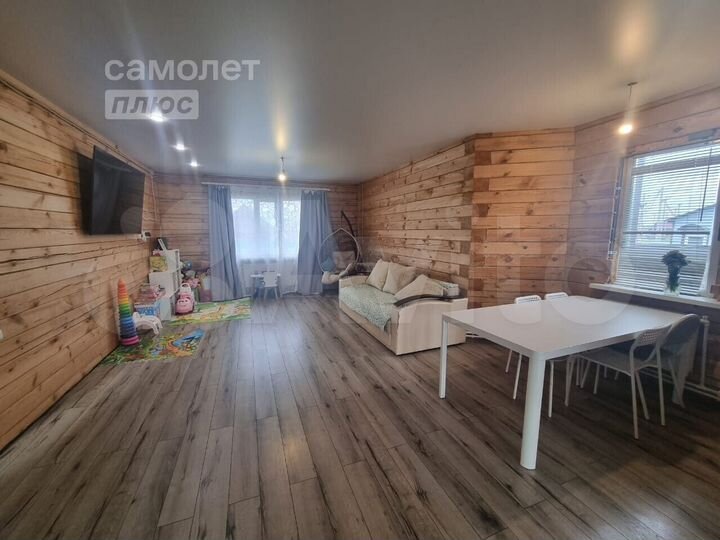 Дом 139 м² на участке 10 сот.