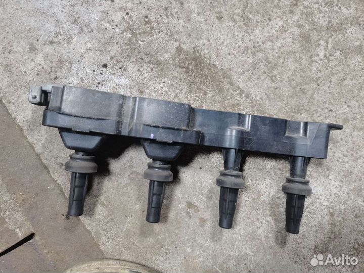 Катушка зажигания Peugeot 307 1.6 PSA nfu