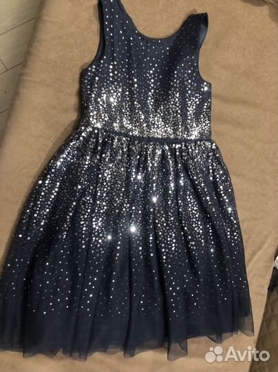 Платье на девочку 134-140