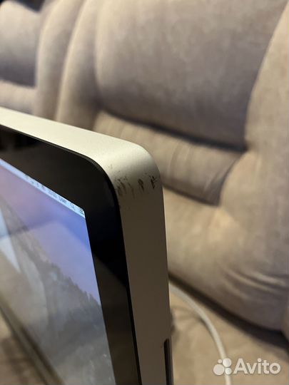 Apple iMac 21.5 (2011)