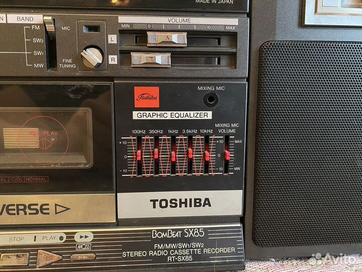 Магнитола Toshiba - BomBeat SX 85