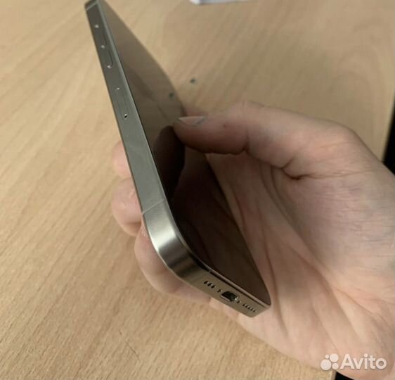 iPhone 15 Pro, 128 ГБ