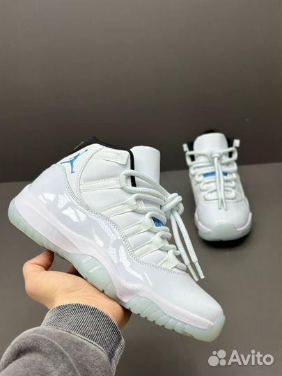 Кроссовки Nike Air Jordan 11